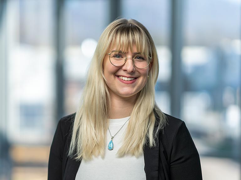 Nadine Löffler Human ressources & recruiting contact person @ Precitec