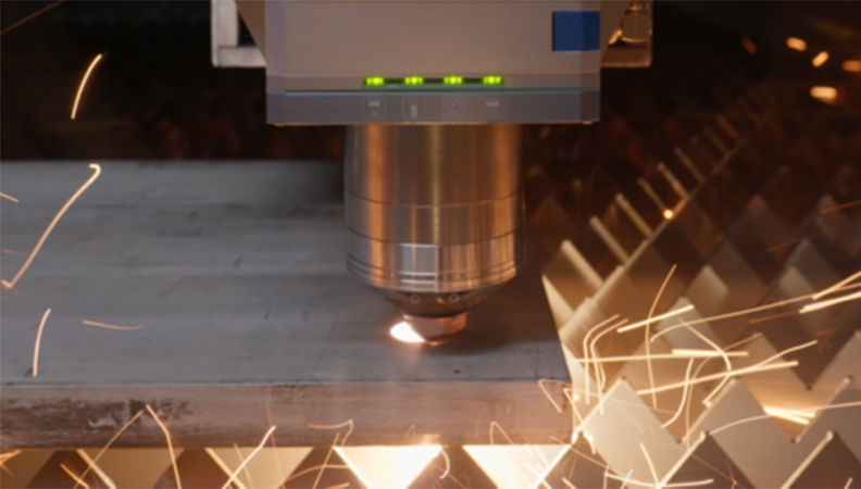 Taglio laser 2D con potenza laser fino a 85 kW